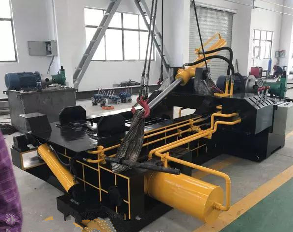 大興250噸雙主缸廢鋼打包機(jī)，廢鐵打包機(jī)